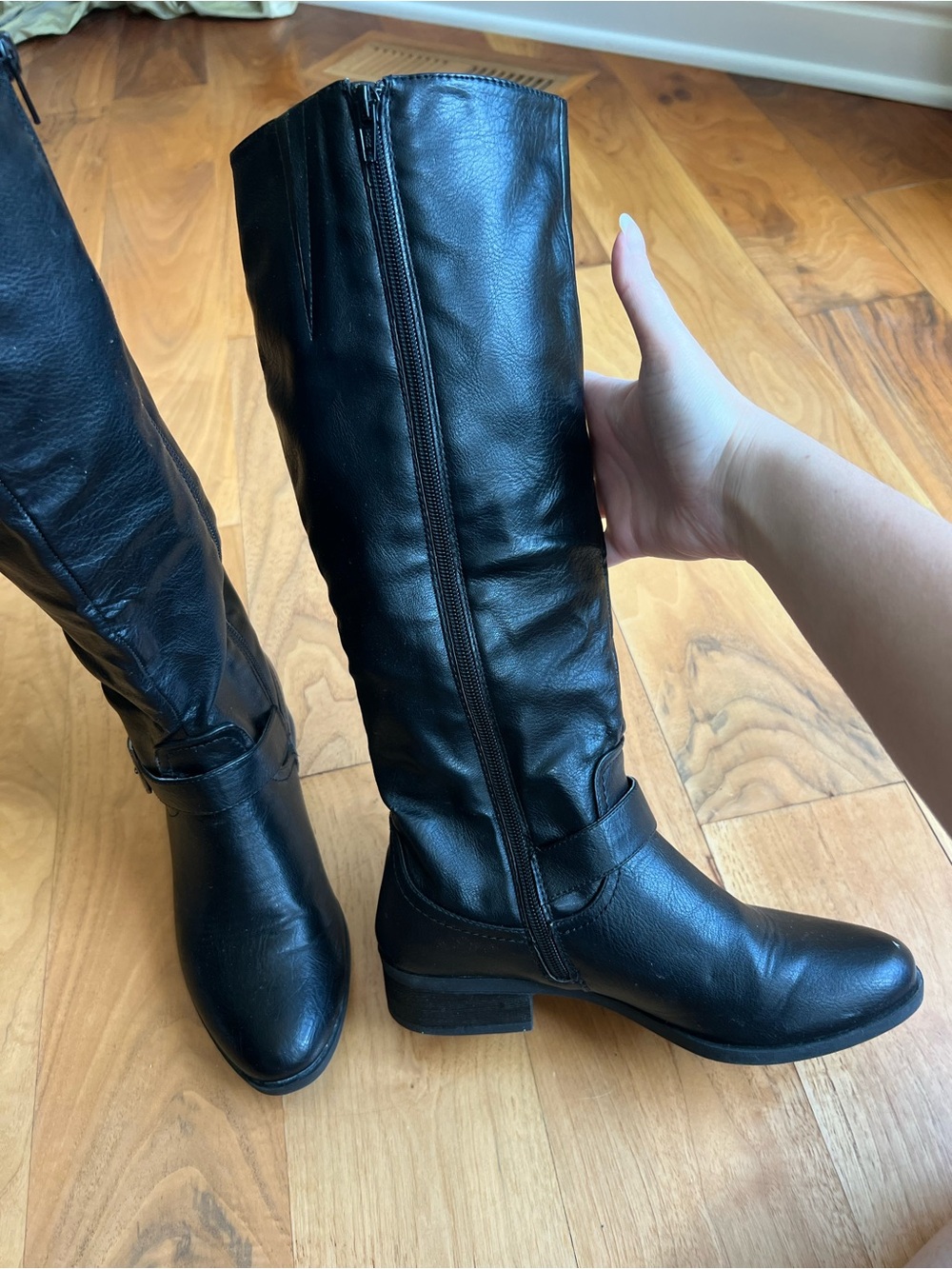 Women’s Size 8 Croft & Barrow Black Boots - Picture 6 of 15